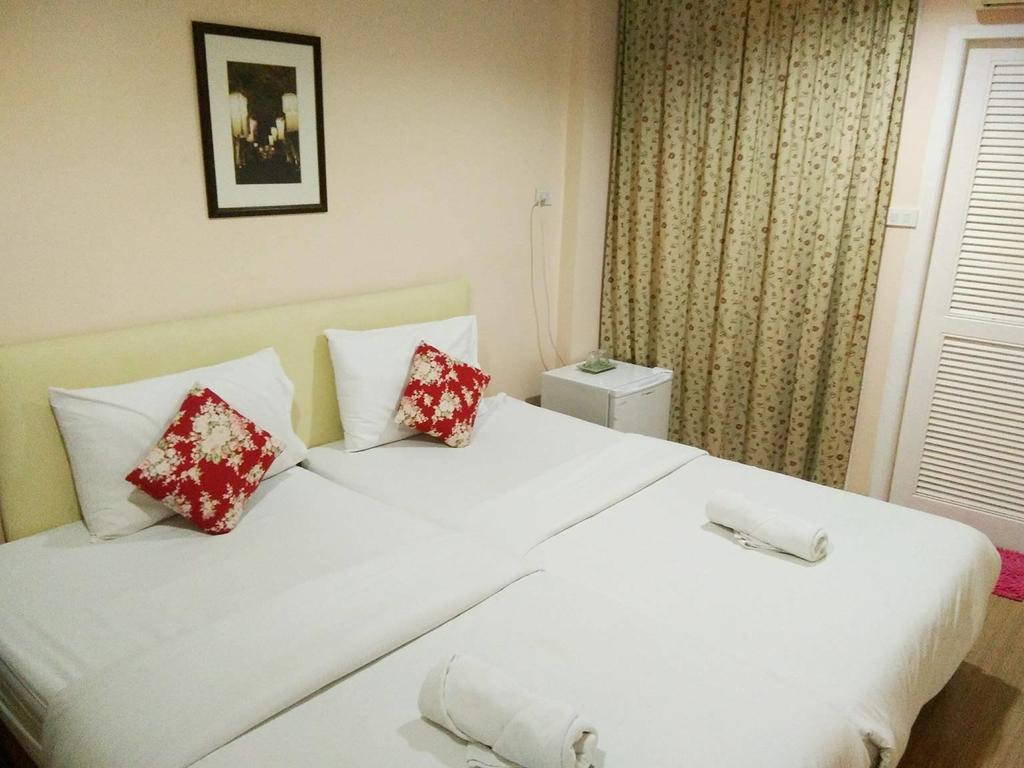The Grace House Chiangmai לינה וארוחת בוקר צ'יאנג מאי