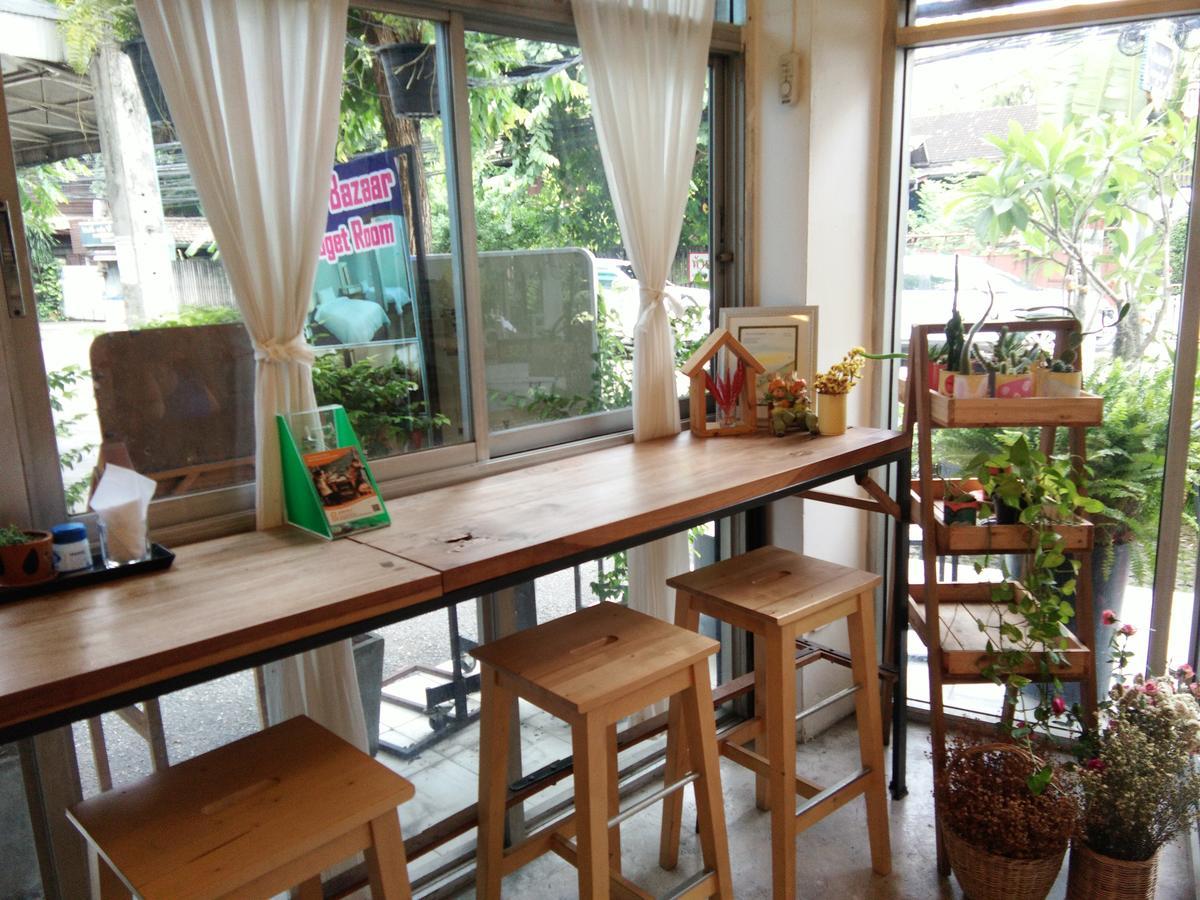 The Grace House Chiangmai לינה וארוחת בוקר
