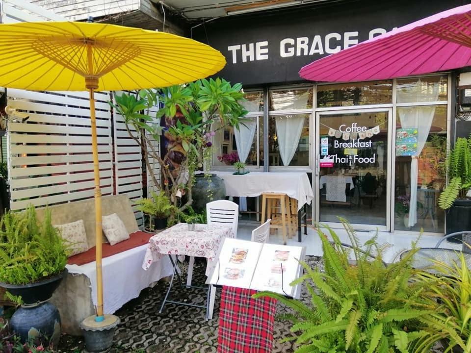 The Grace House Chiangmai לינה וארוחת בוקר צ'יאנג מאי