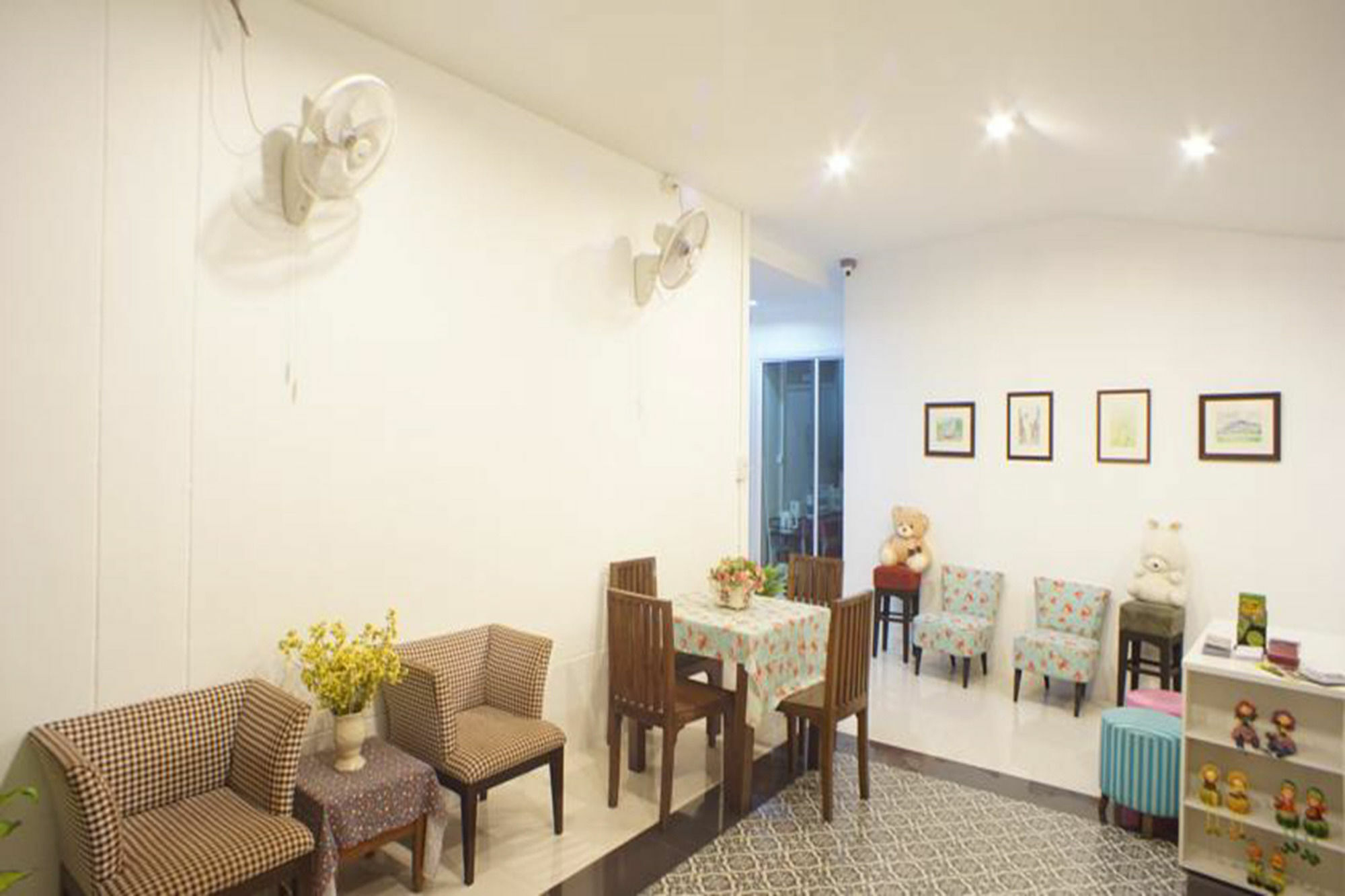 לינה וארוחת בוקר The Grace House Chiangmai 2*